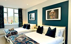 Coastal 3Br Bournemouth Apartment, Prime Location